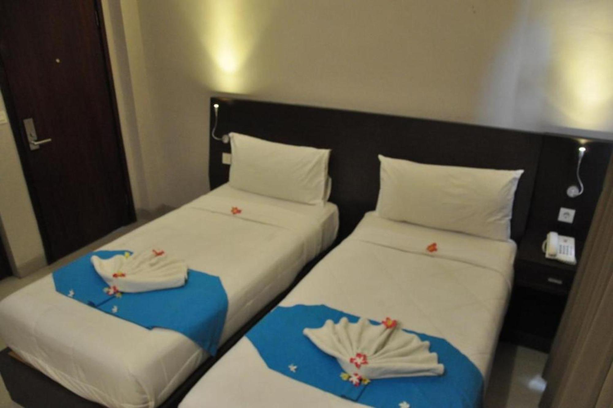 Akarsa Transit Hotell Sanur Exteriör bild