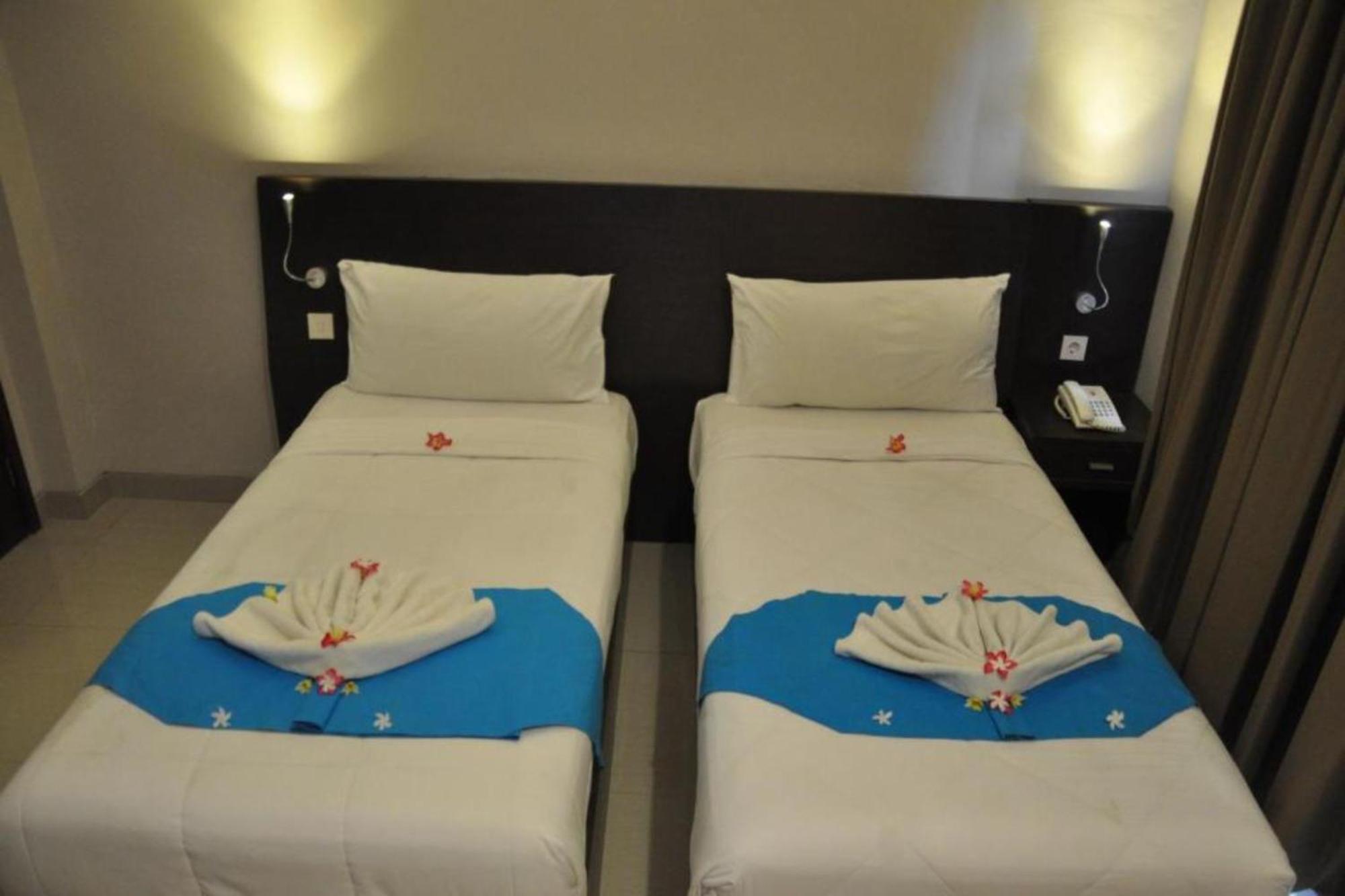 Akarsa Transit Hotell Sanur Exteriör bild